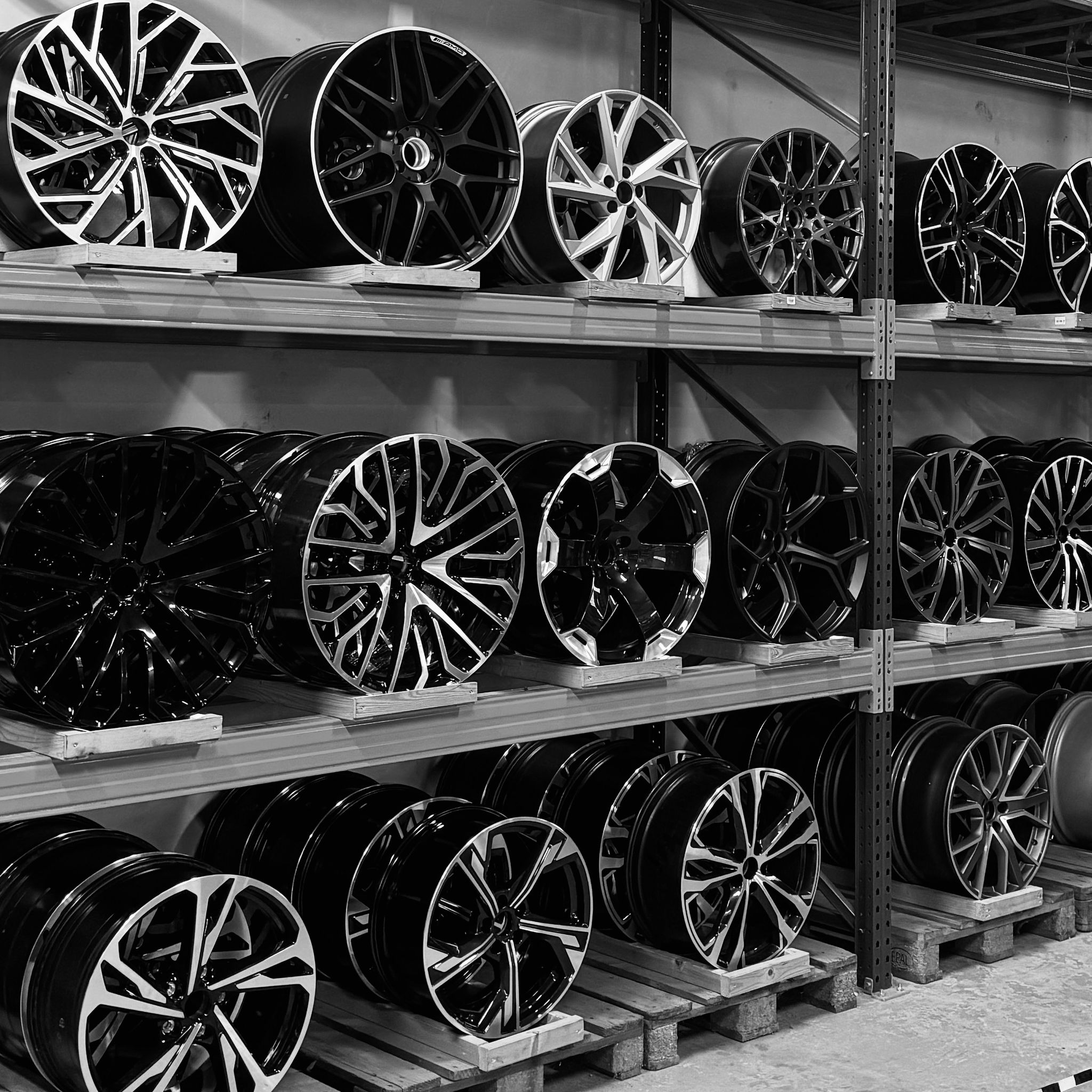 Felgen und Reifen Handel